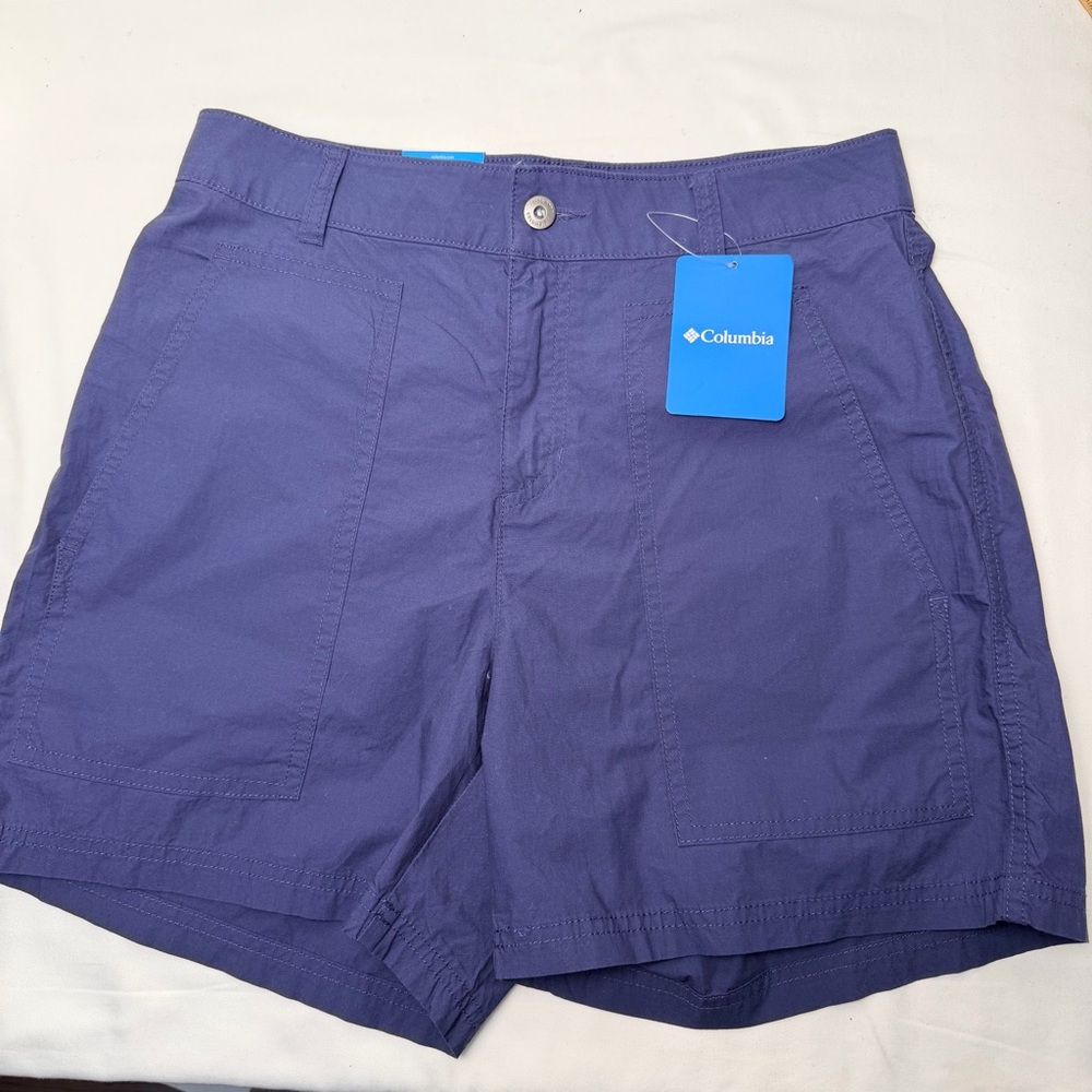 Columbia Women's Cargo Shorts in Deep Blue, outdoor trail Hiking 100% cotton